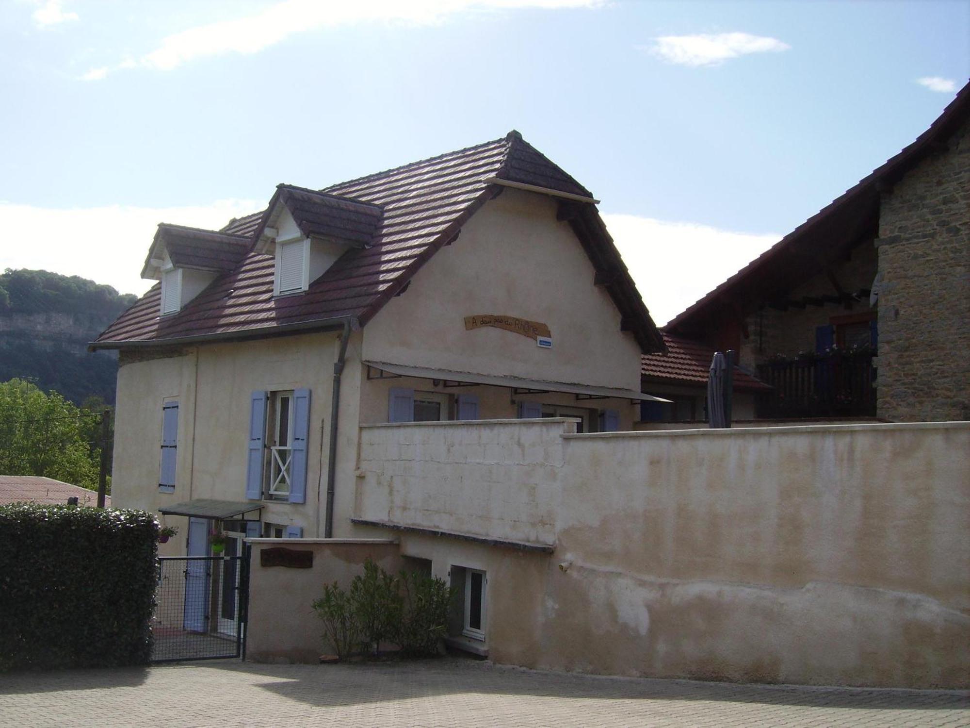 A Deux Pas Du Rhone Villa Sault-Brenaz Kültér fotó